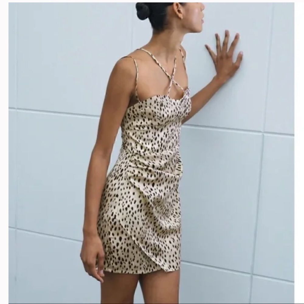 Zara - Ivory & Black spotted satin mini dress - NWT